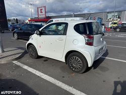 Culoarealb Utilizat 2009 Toyota iQ Hatchback | 3.750 EUR