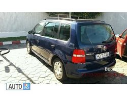 Albastru Utilizat 2005 VW Touran Monovolum | 3.999 EUR