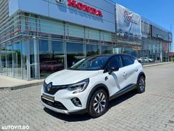 Alb Utilizat 2020 Renault Captur Intens SUV | 17.990 EUR