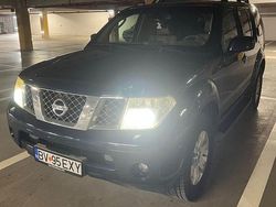 Culoarealbastru Utilizat 2007 Nissan Pathfinder SUV | 9.990 EUR