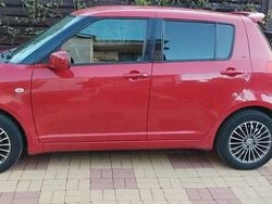 Culoarerosu Utilizat 2009 Suzuki Swift Hatchback | 3.900 EUR