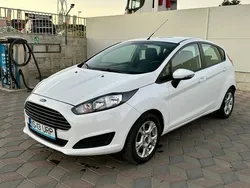 Alb Utilizat 2013 Ford Fiesta Titanium Hatchback | 5.380 EUR (Puțin scump)