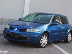 Albastru Utilizat 2007 Renault Mégane II LIMITED Hatchback | 2.250 EUR (Preț OK)