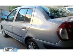 Argintiu Utilizat 2005 Renault Clio II Berlinǎ | 1.900 EUR (Puțin scump)
