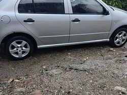 Utilizat 2005 Skoda Fabia Hatchback | 850 EUR (Super Preț)