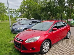 Rosu Utilizat 2014 Ford Focus Trend Hatchback | 6.450 EUR (Preț OK)