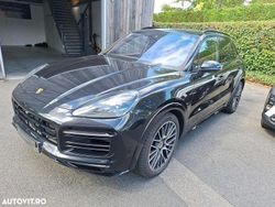 Culoarenegru Utilizat 2020 Porsche Cayenne Platinum Edition SUV | 54.991 EUR