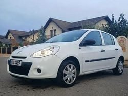 Utilizat 2013 Renault Clio IV Hatchback | 3.150 EUR (Super Preț)