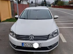 Culoarealb Utilizat 2012 VW Passat Comfortline Berlinǎ | 6.600 EUR (Preț OK)