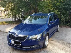 Albastru Utilizat 2014 Skoda Superb Break | 8.000 EUR (Preț bun)