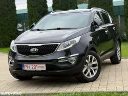 Culoarenegru Utilizat 2015 Kia Sportage Premium SUV | 9.490 EUR (Preț bun)