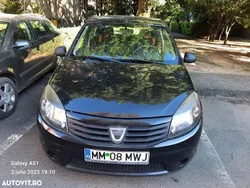Negru Utilizat 2011 Dacia Sandero Hatchback | 3.000 EUR (Preț bun)
