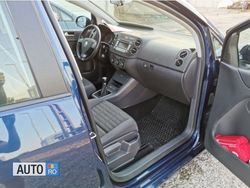 Albastru marin Utilizat 2007 VW Golf Plus Cross Monovolum | 3.999 EUR (Puțin scump)