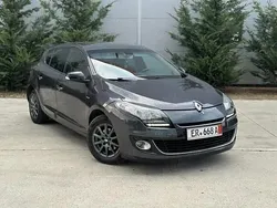 Utilizat 2013 Renault Mégane III Bose Edition | 5.290 EUR (Preț bun)