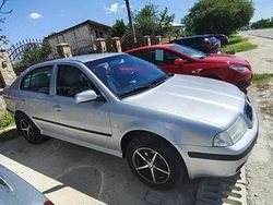 Utilizat 2006 Skoda Octavia Tour Berlinǎ | 2.950 EUR (Preț OK)