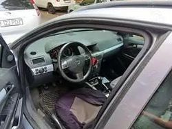 Utilizat 2006 Opel Astra Hatchback | 600 EUR (Super Preț)