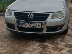 Argintiu Utilizat 2006 VW Passat Berlinǎ | 2.900 EUR (Preț bun)