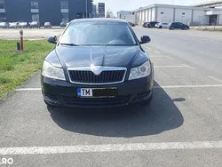 Culoarenegru Utilizat 2010 Skoda Octavia Ambiente Berlinǎ | 5.300 EUR (Preț OK)