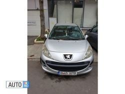 Argintiu Utilizat 2006 Peugeot 207 Berlinǎ | 2.300 EUR (Preț OK)