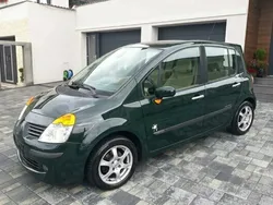 Verde Utilizat 2006 Renault Modus Monovolum | 1.790 EUR