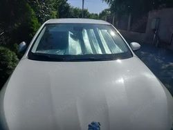 Utilizat 2015 Peugeot 308 Berlinǎ | 7.700 EUR (Preț OK)