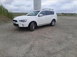 Alb Utilizat 2011 Mitsubishi Outlander SUV | 4.750 EUR