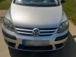 Utilizat 2006 VW Golf Plus Cross Monovolum | 1.950 EUR