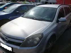 Gri Utilizat 2005 Opel Astra Break | 1.750 EUR (Preț OK)