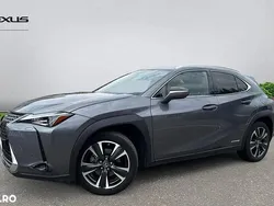 Gri Utilizat 2022 Lexus UX 250h Executive Line SUV | 31.419 EUR (Scump)