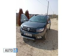 Gri Utilizat 2017 Dacia Sandero Hatchback | 8.000 EUR (Puțin scump)