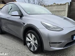 Gri Utilizat 2023 Tesla Model Y Long Range AWD SUV | 40.500 EUR