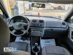 Albastru Utilizat 2011 Skoda Fabia Berlinǎ | 3.199 EUR (Preț OK)