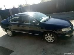 Utilizat 2006 VW Passat Berlinǎ | 3.000 EUR (Preț OK)