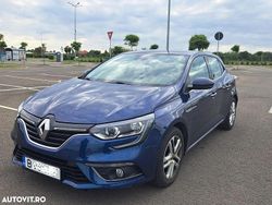 Culoarealbastru Utilizat 2017 Renault R4 Hatchback | 8.400 EUR