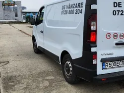 Alb Utilizat 2016 Opel Vivaro Van | 9.100 EUR (Preț bun)