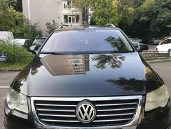 Culoarenegru Utilizat 2009 VW Passat Individual Break | 4.200 EUR (Preț OK)