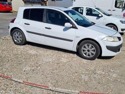 Culoarealb Utilizat 2007 Renault Mégane II Expression Break | 1.900 EUR (Preț OK)