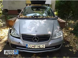 Argintiu Utilizat 2010 Mercedes A170 Hatchback | 1.600 EUR