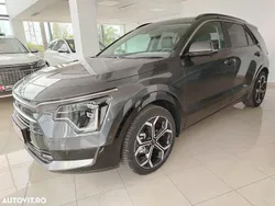 Gri Nouă 2025 Kia Niro Edition 7 SUV | 40.401 EUR