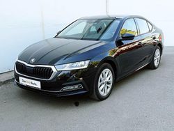Negru metalic perleffect Utilizat 2023 Skoda Octavia Style | 26.900 EUR (Scump)