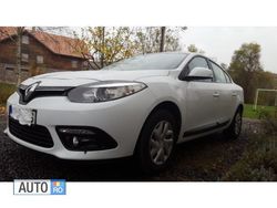 Alb Utilizat 2013 Renault Fluence Berlinǎ | 6.490 EUR