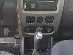 Utilizat 2011 Dacia Logan Berlinǎ | 2.300 EUR (Preț bun)