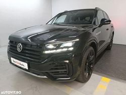 Culoarenegru Utilizat 2019 VW Touareg SUV | 43.000 EUR