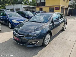 Gri Utilizat 2014 Opel Astra Sport Hatchback | 5.699 EUR (Preț OK)