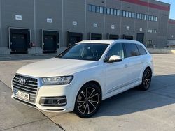 Alb Utilizat 2018 Audi Q7 SUV | 27.000 EUR (Super Preț)