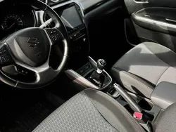 Gri Utilizat 2024 Suzuki Vitara SUV | 19.500 EUR (Preț OK)
