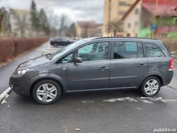 Gri Utilizat 2011 Opel Zafira Enjoy Monovolum | 3.900 EUR (Preț OK)