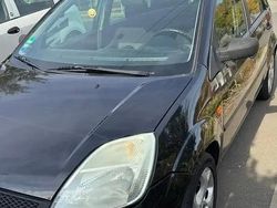 Negru Utilizat 2005 Ford Fiesta Berlinǎ | 1.300 EUR
