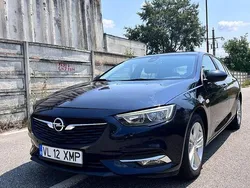 Culoarealbastru Utilizat 2019 Opel Insignia Dynamic Berlinǎ | 11.500 EUR (Preț bun)