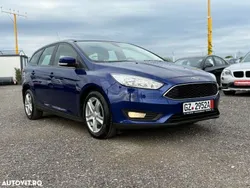 Albastru Utilizat 2015 Ford Focus Cool & Connect Break | 6.490 EUR (Preț OK)